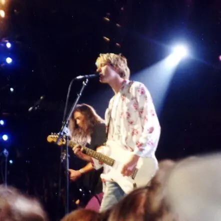 Nirvana_around_1992_(high_quality)_(cropped)